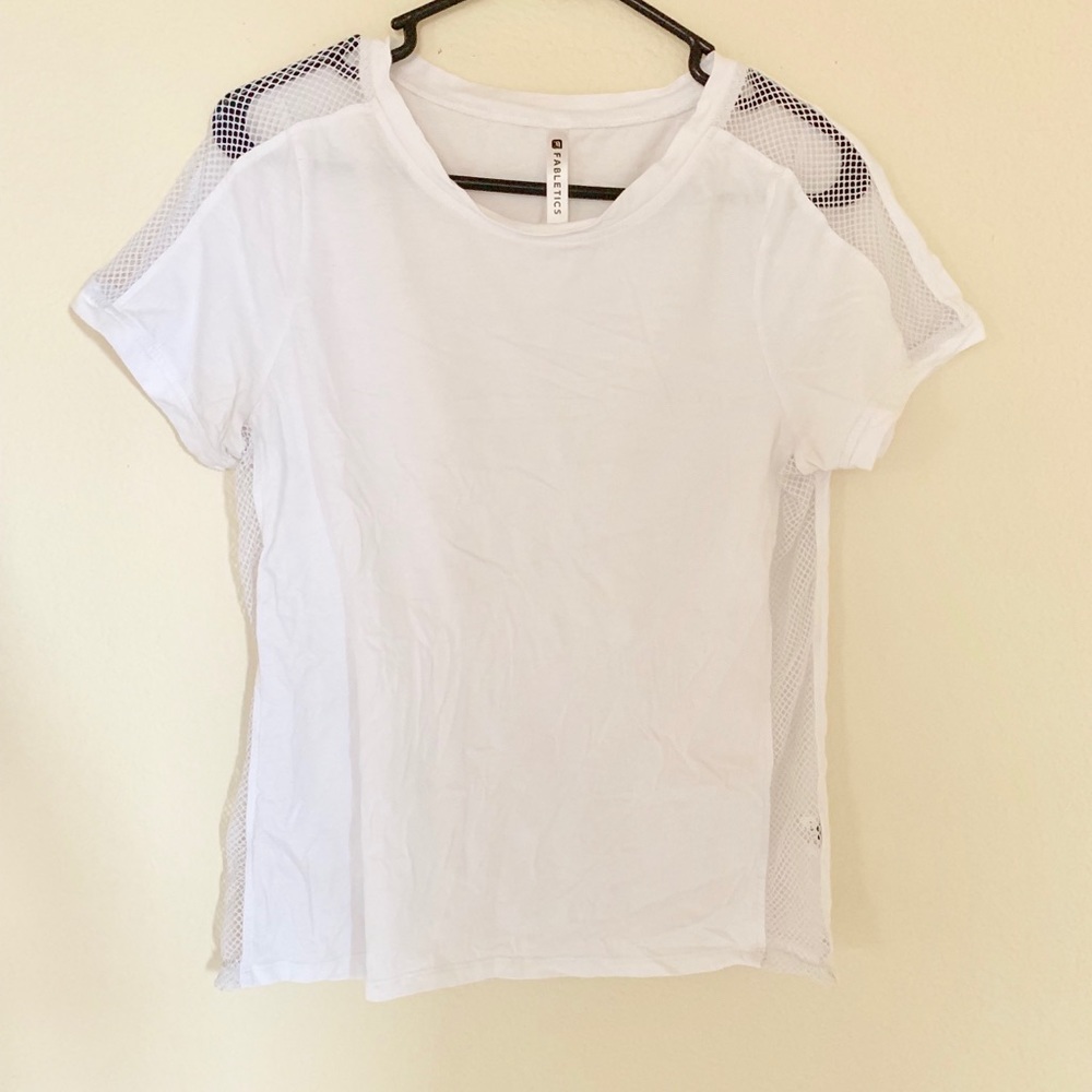 Super Cute White Mesh Short Sleeve Fabletics Top